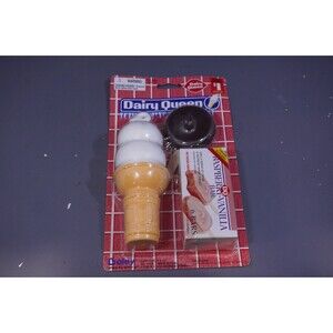 Dairy Queen Vintage 2003 Vanilla Ice Cream Cone Dilly Bar Toy Pretend Play DQ